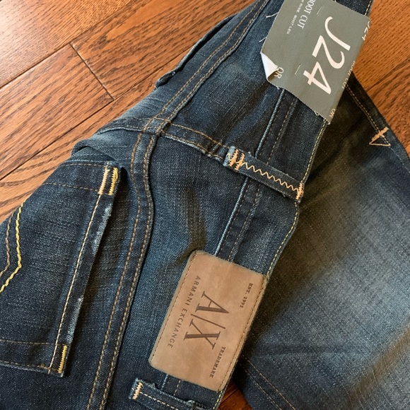 Armani Jeans J24 Brand new with tag on - Picture 5 of 6